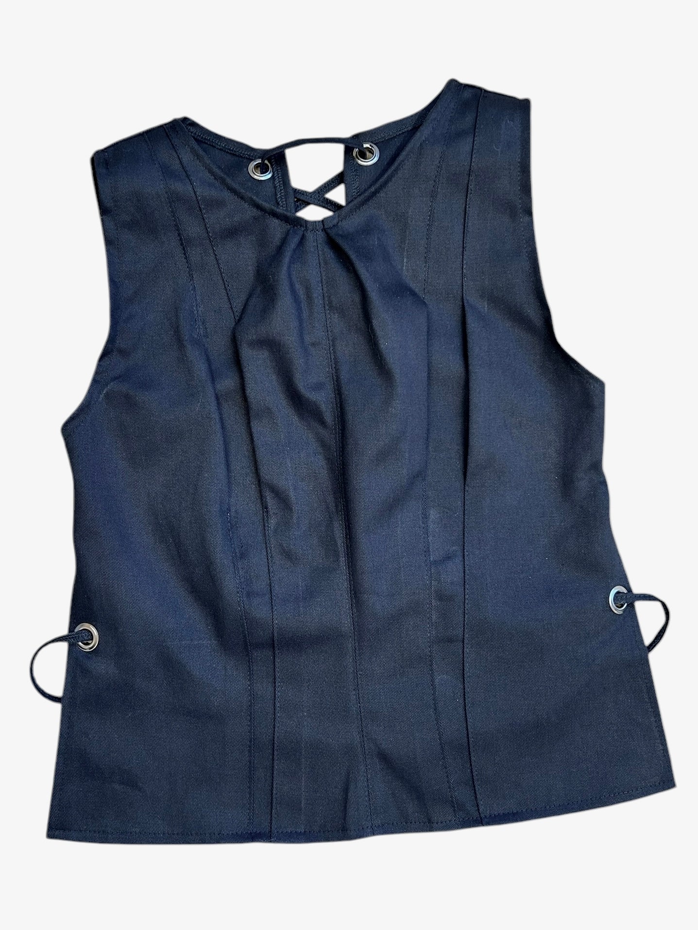 Box pleat vest