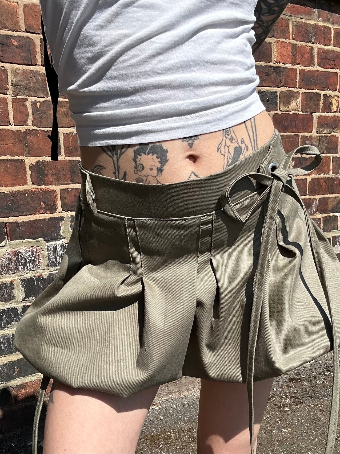 Box pleat two way skirt