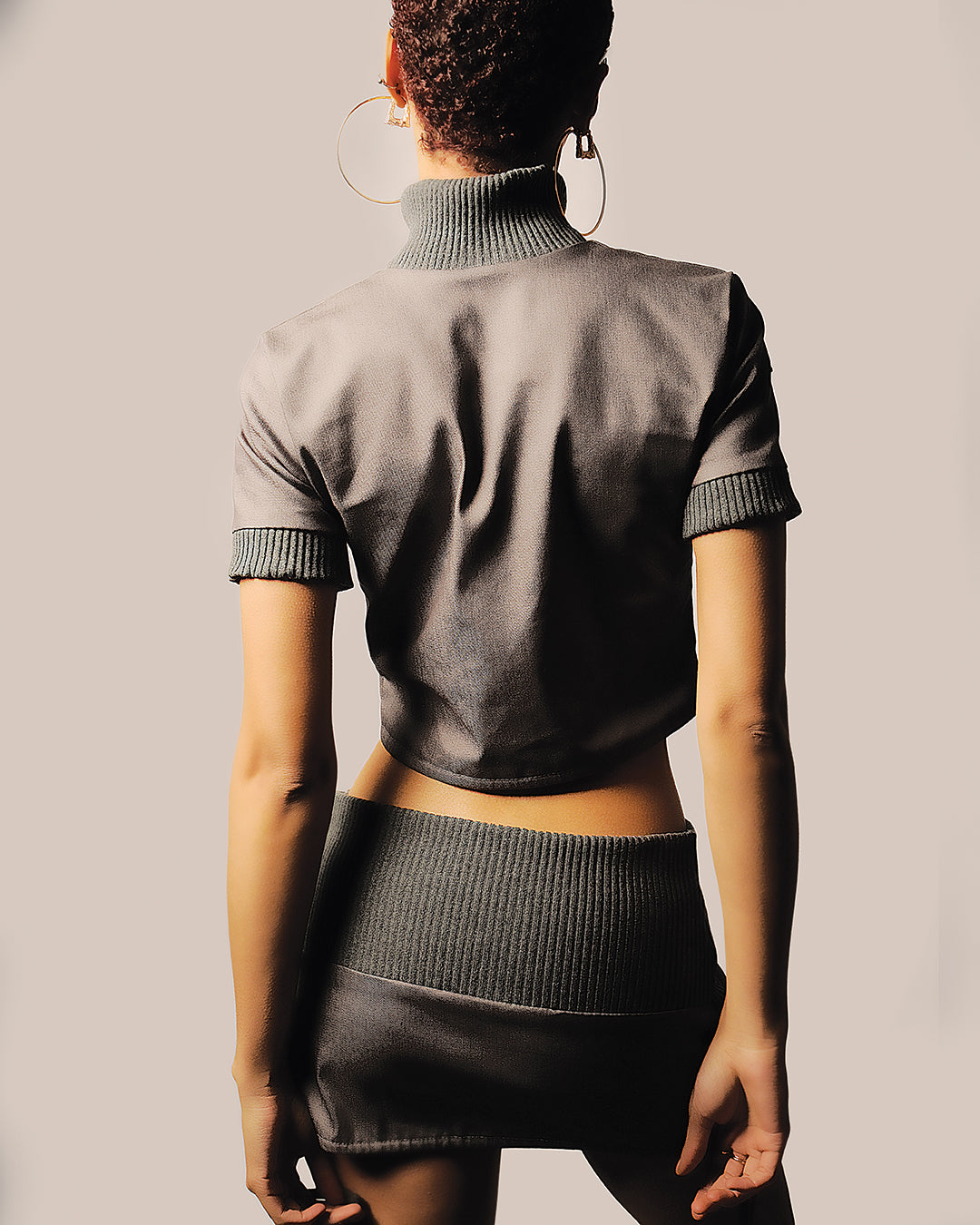 Dark grey rib set