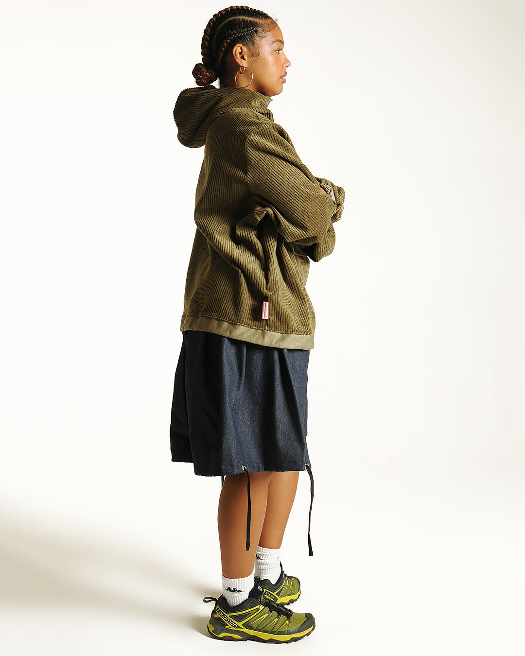 Corduroy single pocket pullover