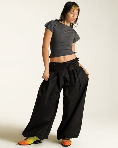 Box pleat baggies- sage, black, cream