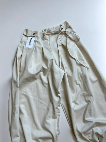 Box pleat baggies- sage, black, cream
