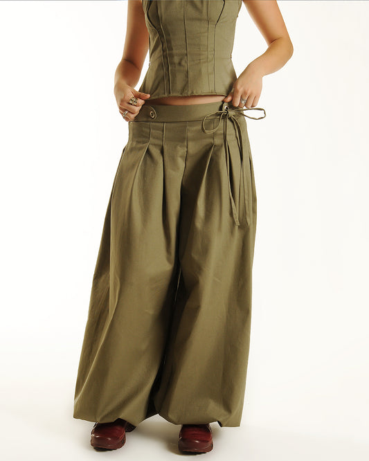 READY MADE sage box pleat baggies- Large / Long